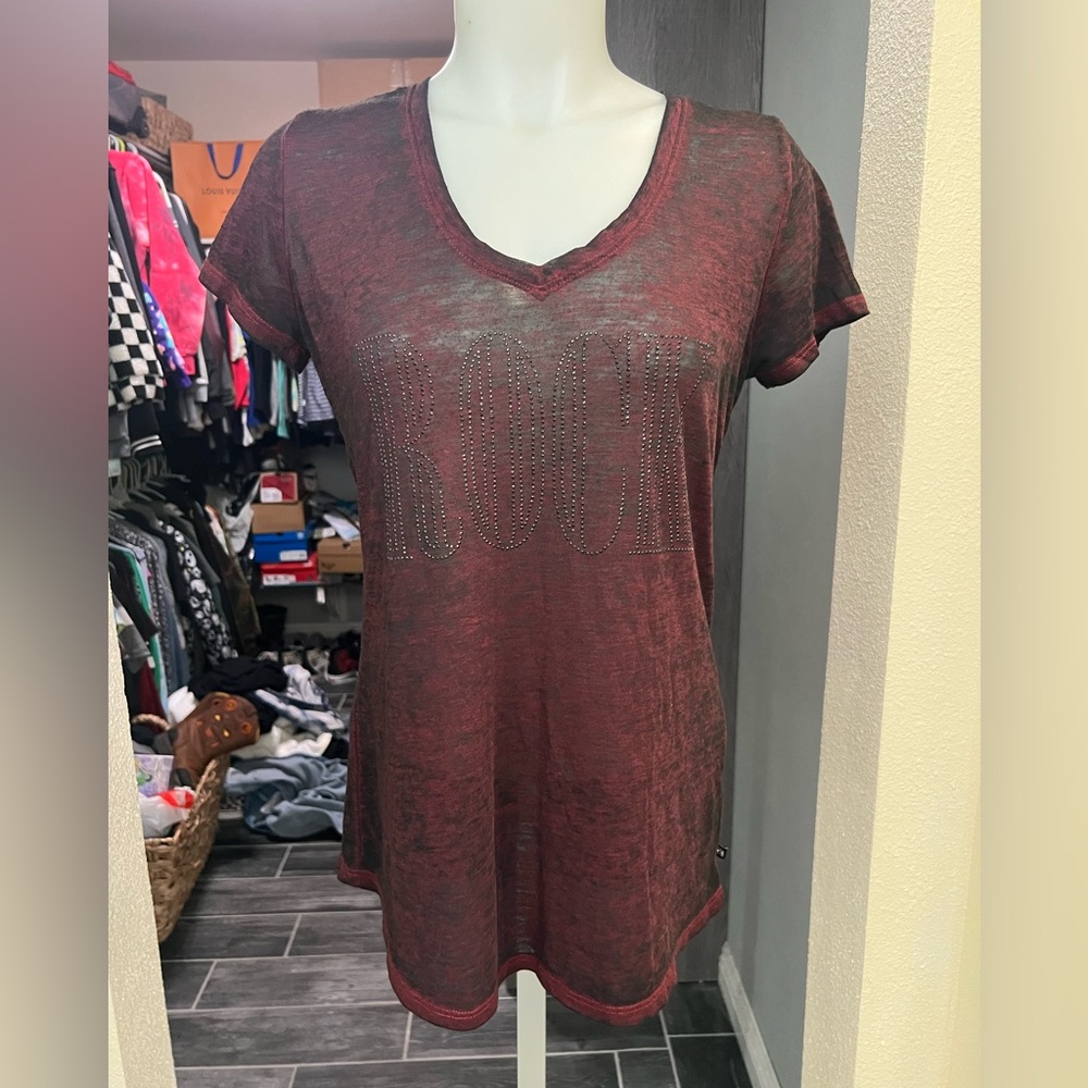 Rock & Republic “Rock” Red & Black Short Sleeve Top - Picture 1 of 9